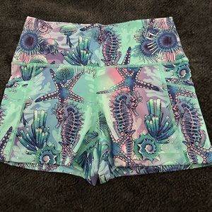 CVG shorts, size small